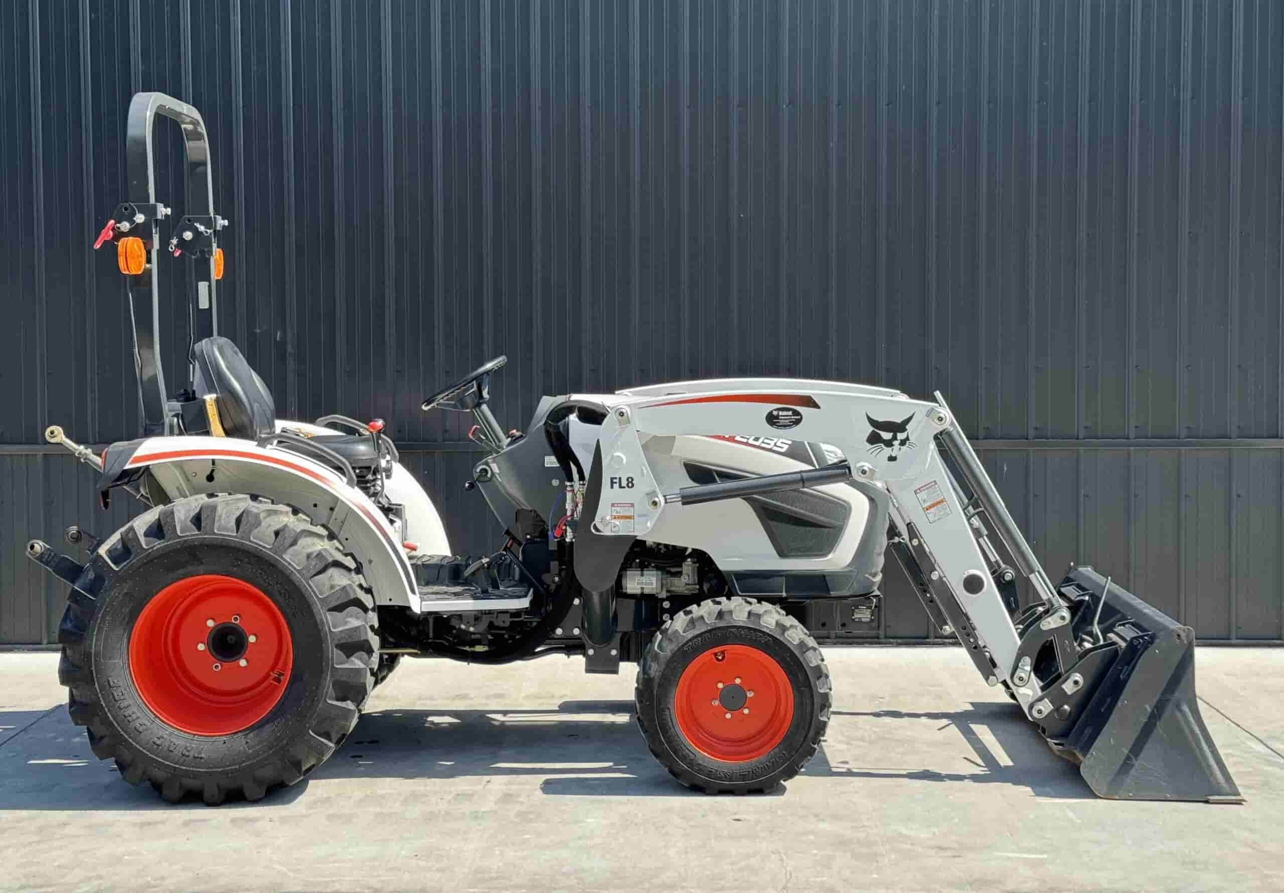 2020 BOBCAT CT2035 Tractor
